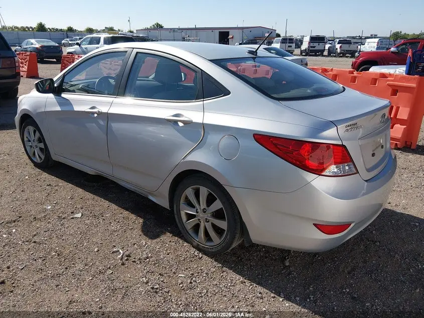 2012 HYUNDAI ACCENT GLS