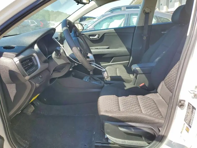 2022 KIA RIO S  