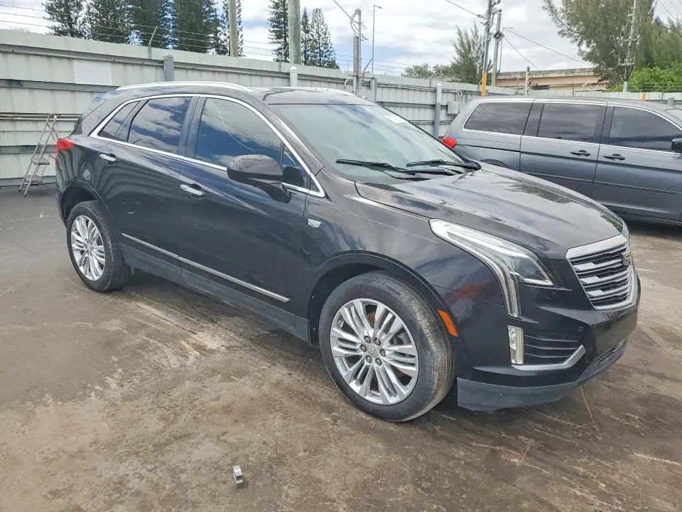 2017 CADILLAC XT5 PREMIUM LUXURY  
