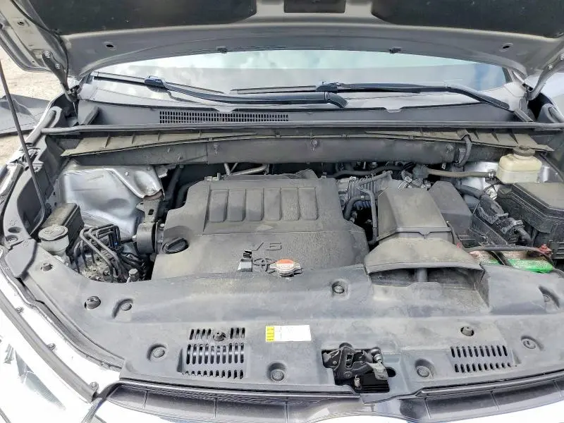 2016 TOYOTA HIGHLANDER LE PLUS  