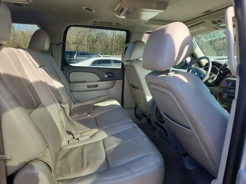 2012 CHEVROLET SUBURBAN C1500 LT  