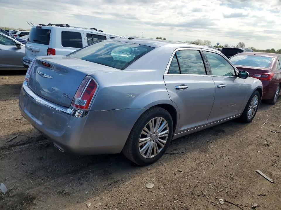 2013 CHRYSLER 300C   