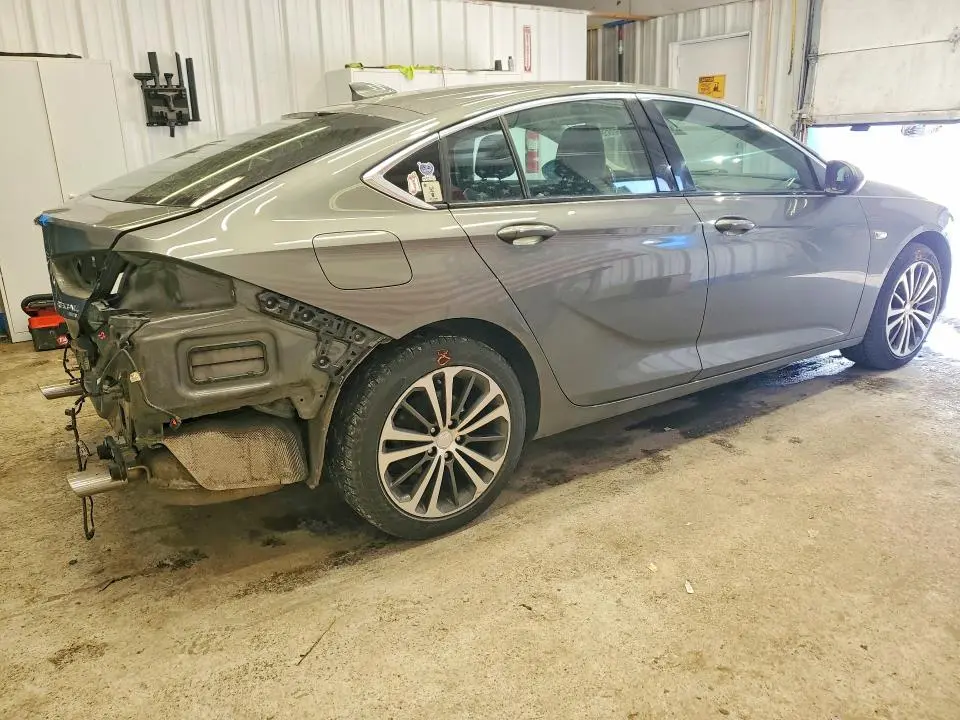 2018 BUICK REGAL ESSENCE  