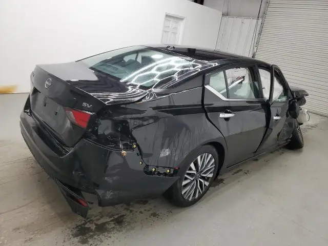 2024 NISSAN ALTIMA SV  