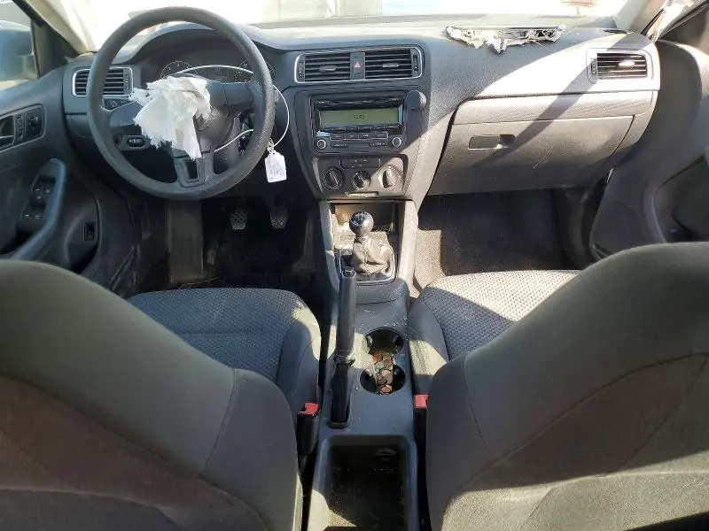 2011 VOLKSWAGEN JETTA BASE  