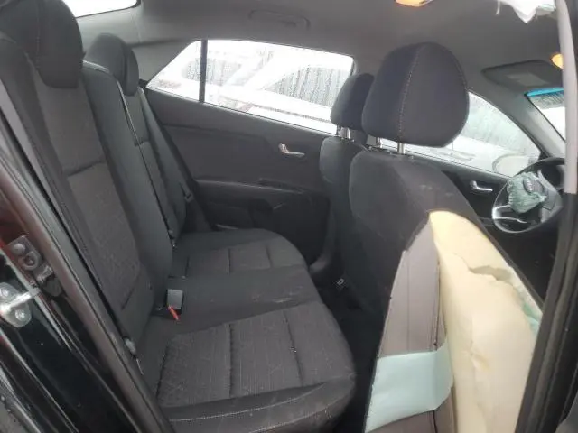 2023 KIA RIO LX  