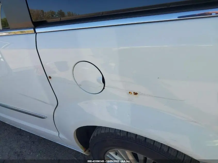 2015 CHRYSLER TOWN & COUNTRY PREMIUM