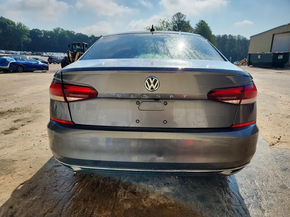 2021 VOLKSWAGEN PASSAT S  