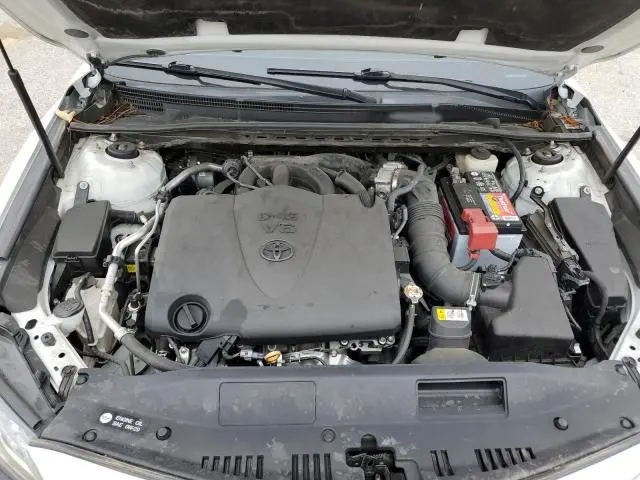 2018 TOYOTA CAMRY XSE  