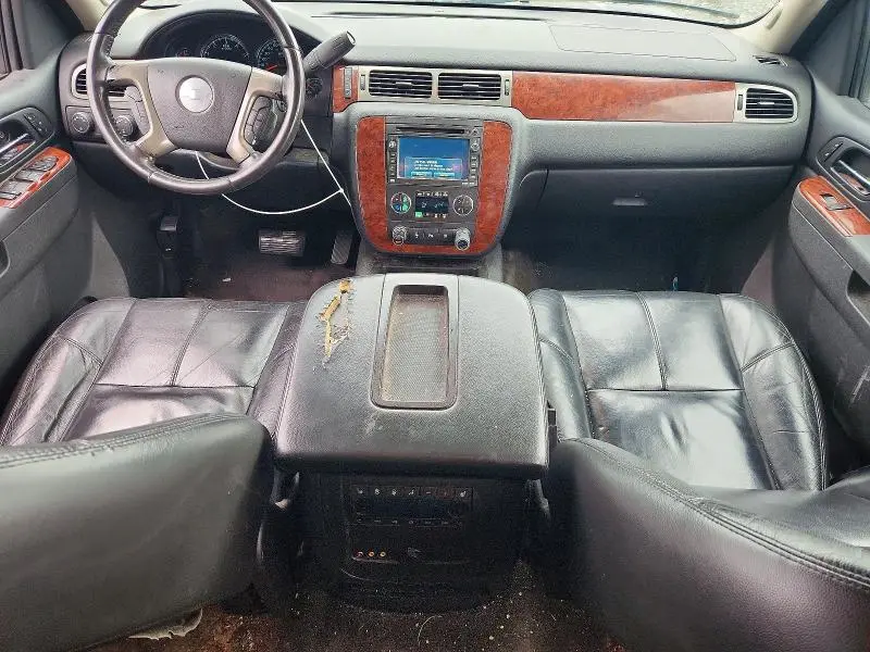2011 CHEVROLET TAHOE K1500 LT  