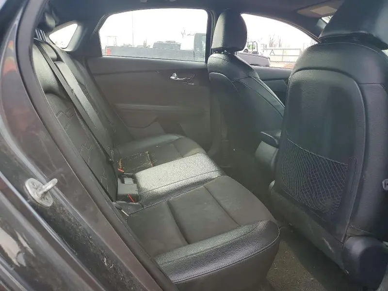 2020 KIA FORTE GT LINE  