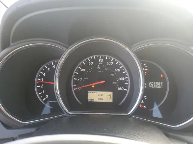 2011 NISSAN MURANO S  