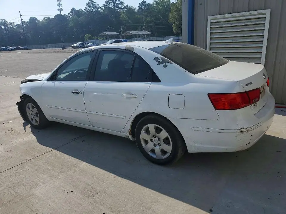 2010 HYUNDAI SONATA GLS  