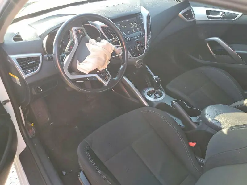 2017 HYUNDAI VELOSTER BASE  