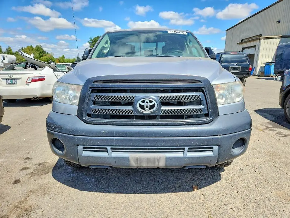 2011 TOYOTA TUNDRA DOUBLE CAB SR5  