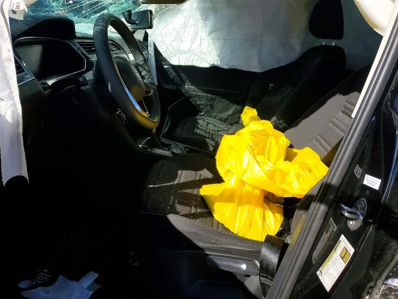 2022 VOLKSWAGEN TIGUAN S  