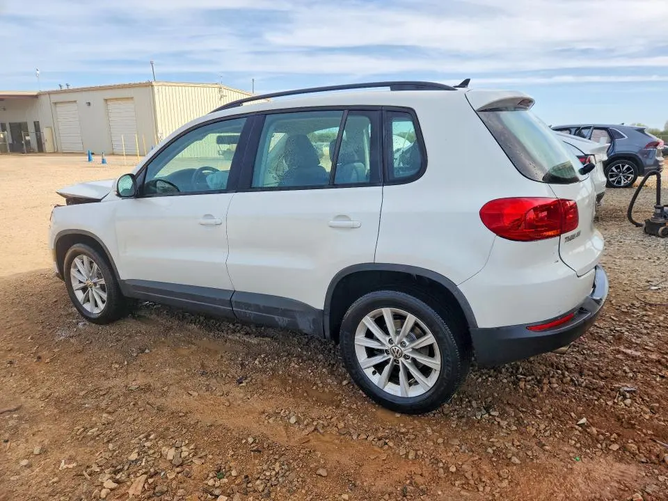 2017 VOLKSWAGEN TIGUAN S  