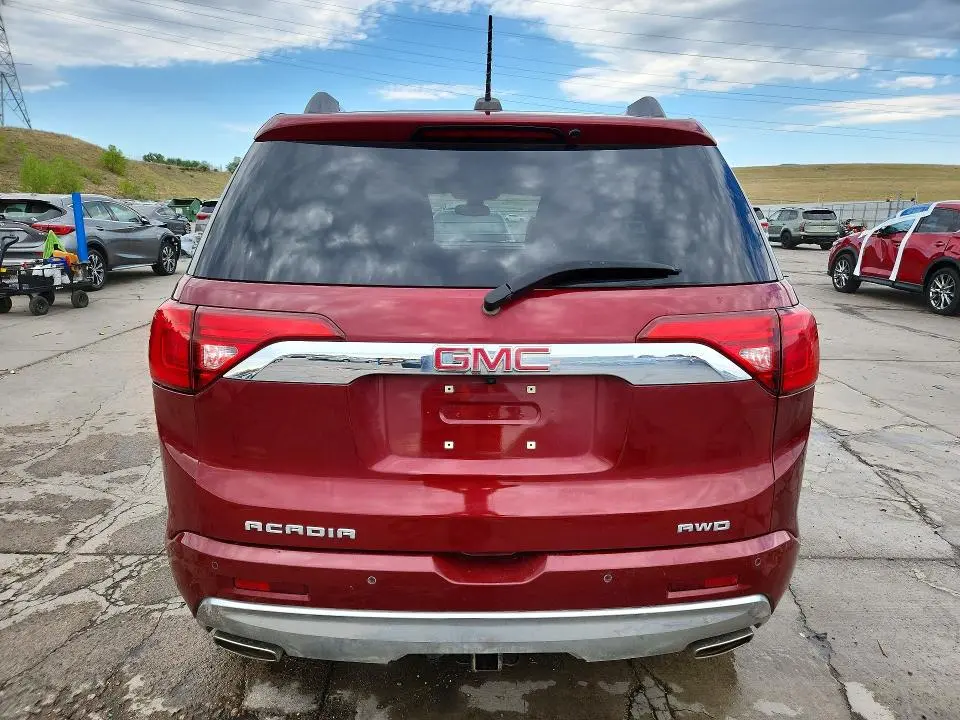 2017 GMC ACADIA DENALI  