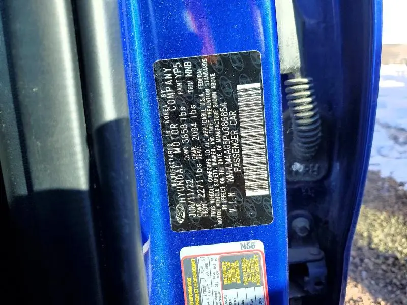 2023 HYUNDAI ELANTRA SEL  