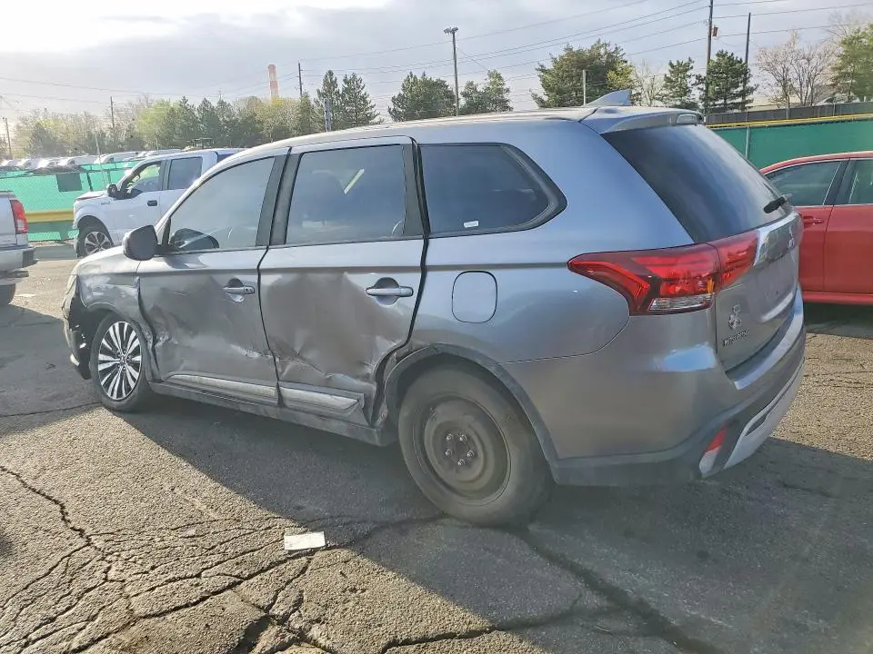 2019 MITSUBISHI OUTLANDER   