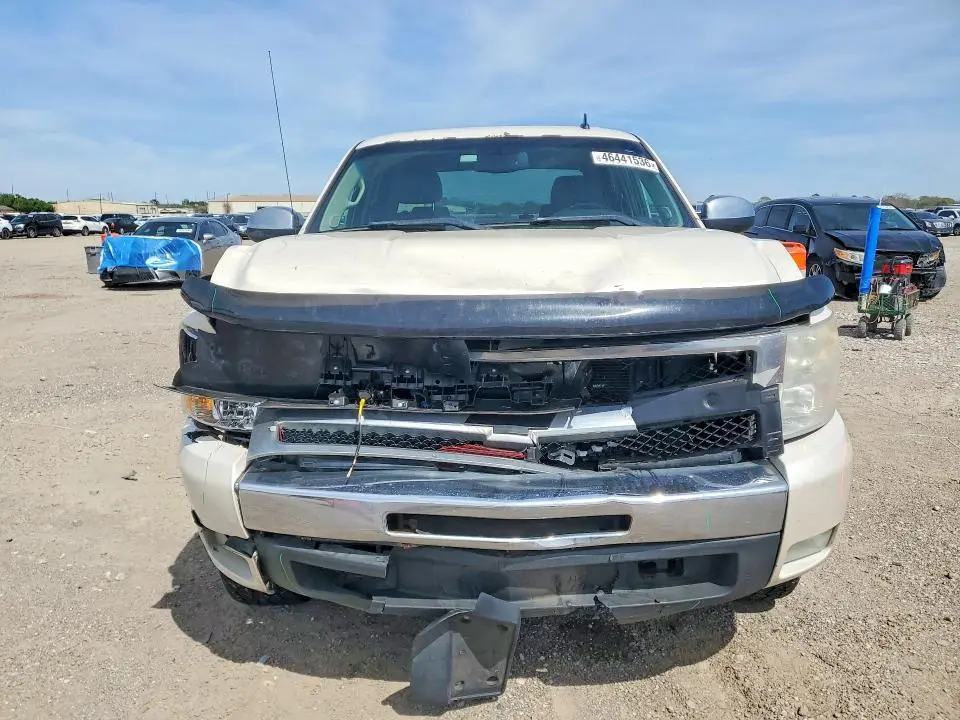 2011 CHEVROLET SILVERADO C1500 LT  