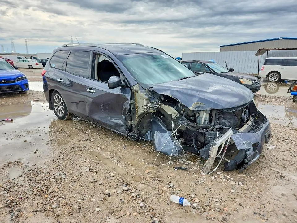 2014 NISSAN PATHFINDER SV  