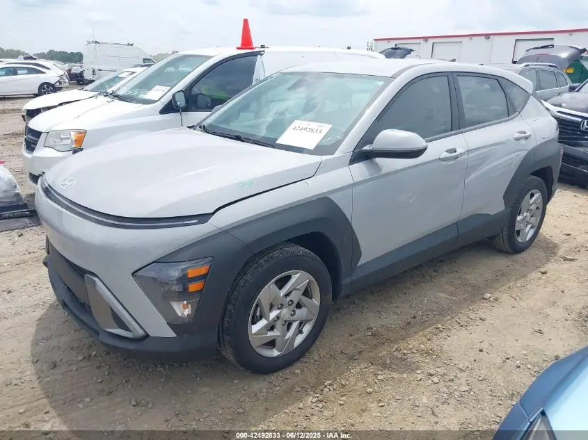 2024 HYUNDAI KONA SE