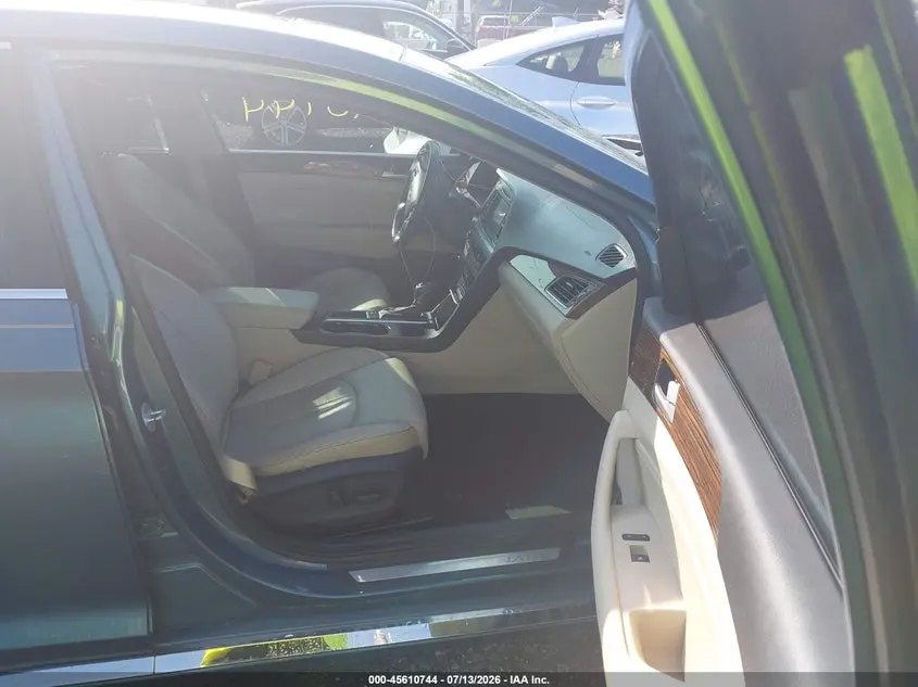 2017 HYUNDAI SONATA LIMITED