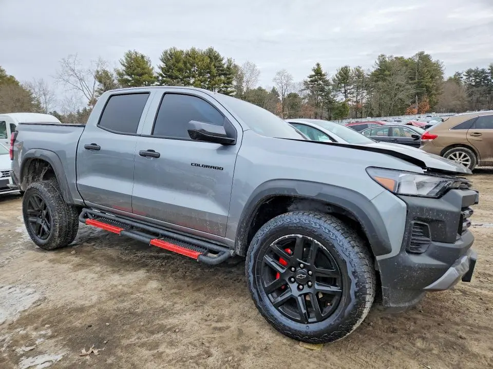 2025 CHEVROLET COLORADO TRAIL BOSS  