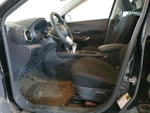 2021 NISSAN KICKS SV  