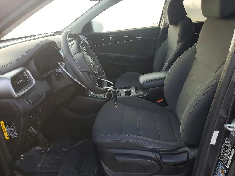 2017 KIA SORENTO LX V6  