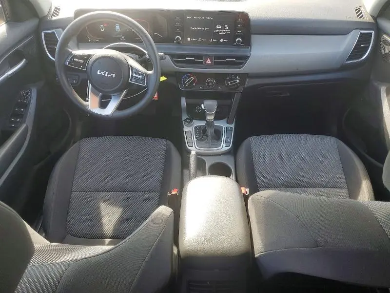 2025 KIA SELTOS LX  