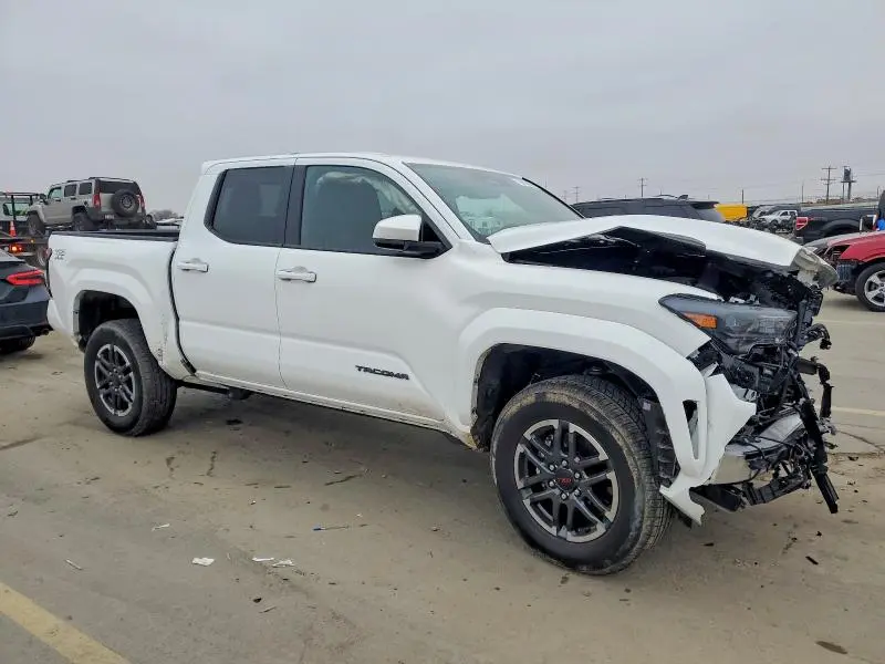 2025 TOYOTA TACOMA TRD SPORT  