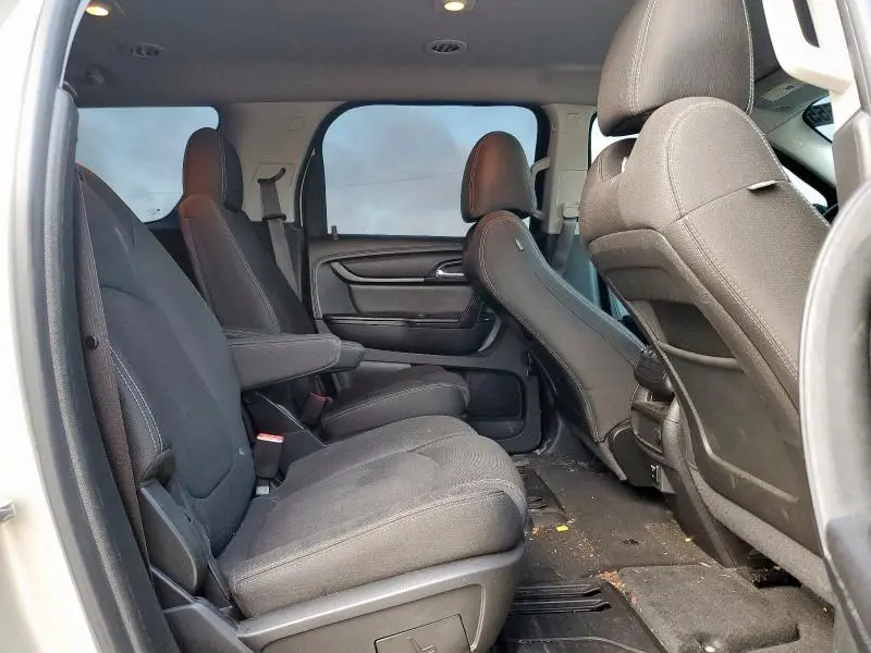2016 GMC ACADIA SLE  