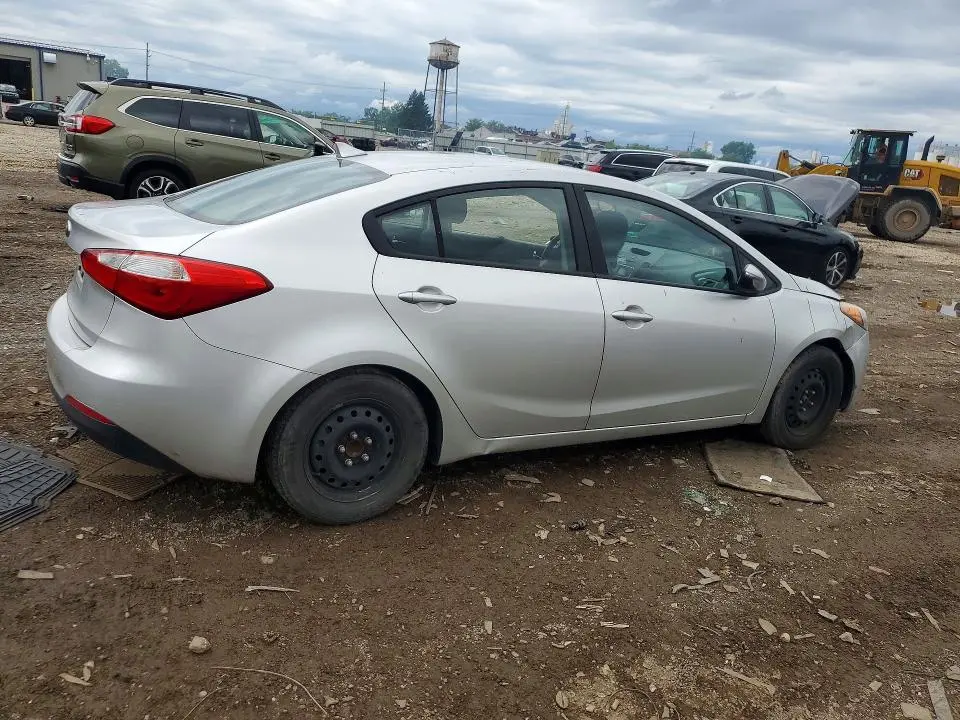 2015 KIA FORTE LX  