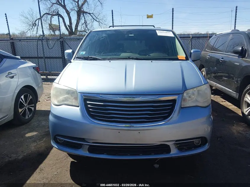 2013 CHRYSLER TOWN & COUNTRY TOURING