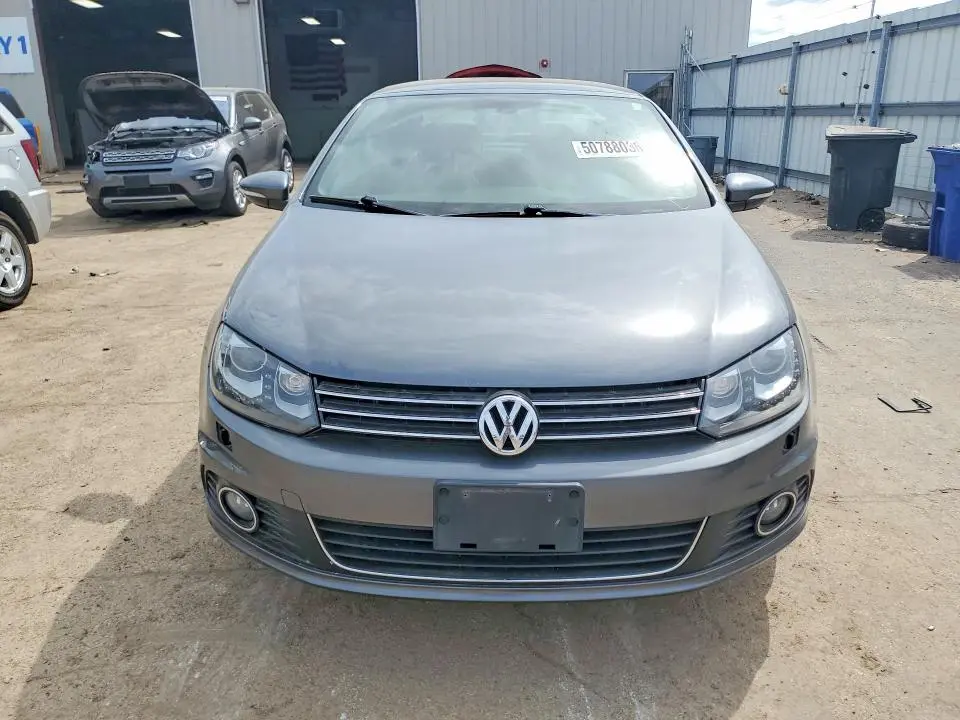 2013 VOLKSWAGEN EOS LUX  