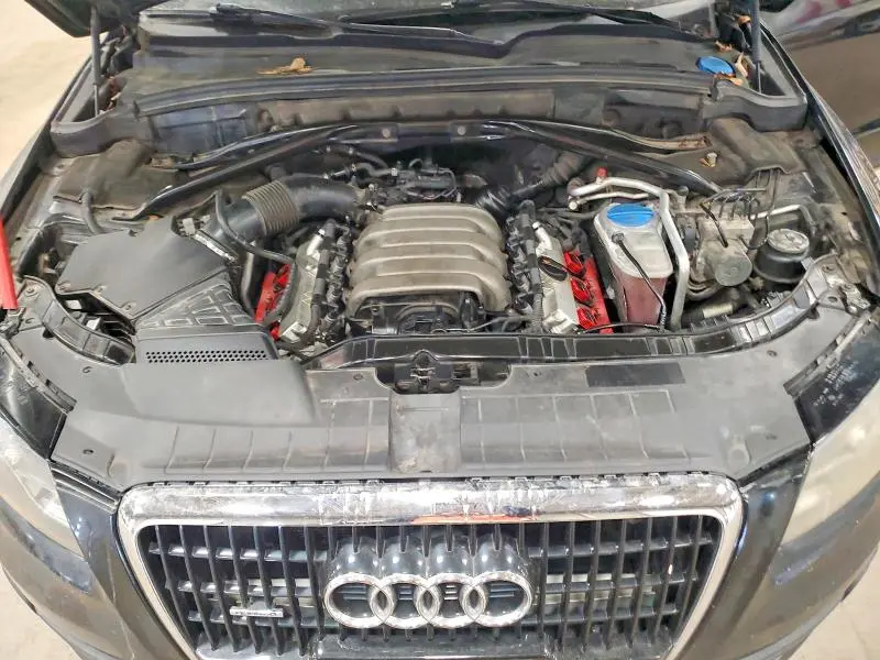 2010 AUDI Q5 PREMIUM PLUS  