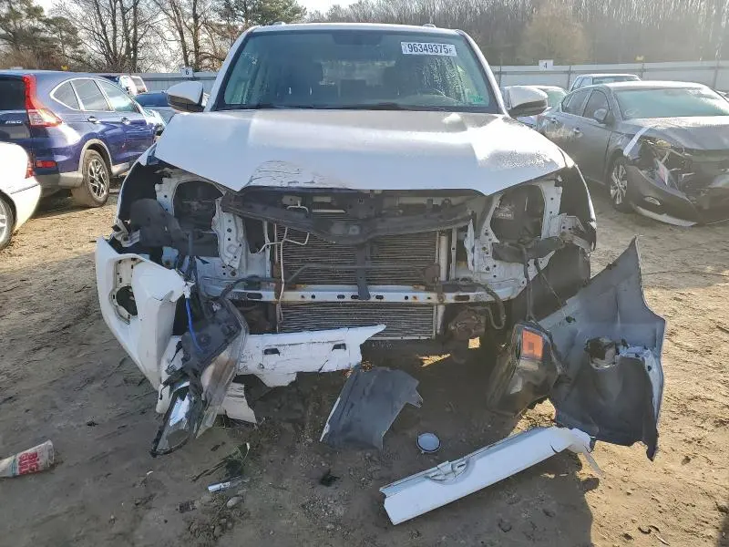 2014 TOYOTA 4RUNNER SR5  