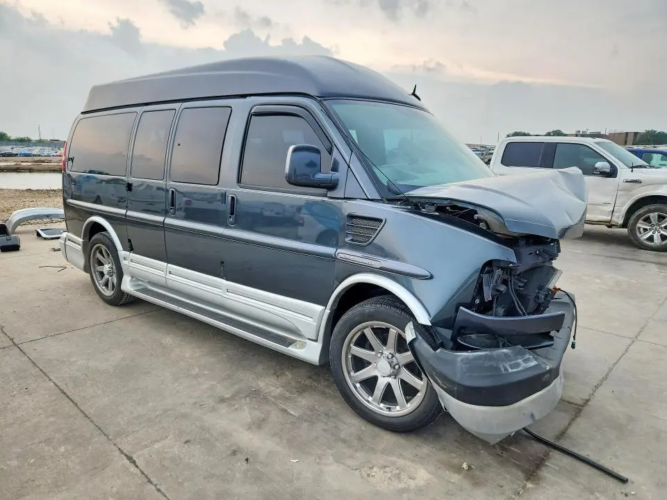 2014 GMC SAVANA RV G1500 3LT  