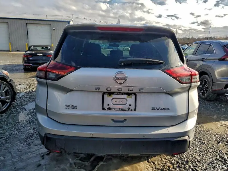 2024 NISSAN ROGUE SV  