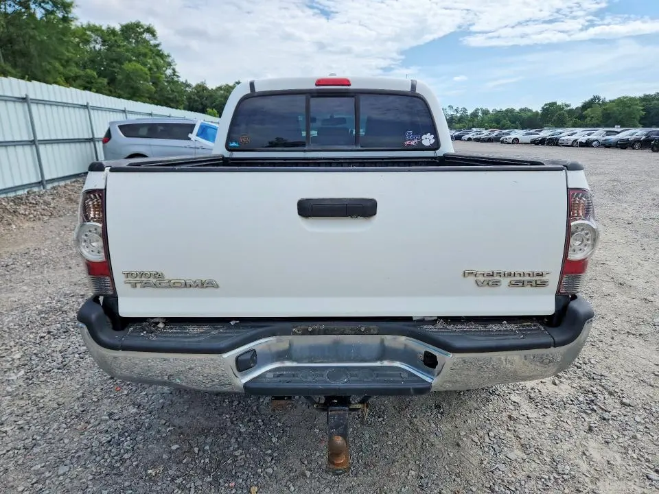 2010 TOYOTA TACOMA   