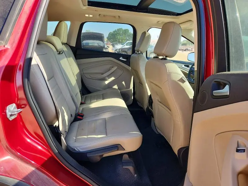 2019 FORD ESCAPE TITANIUM  