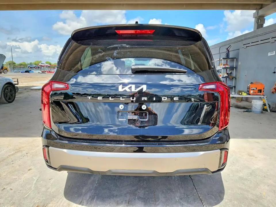 2025 KIA TELLURIDE LX  