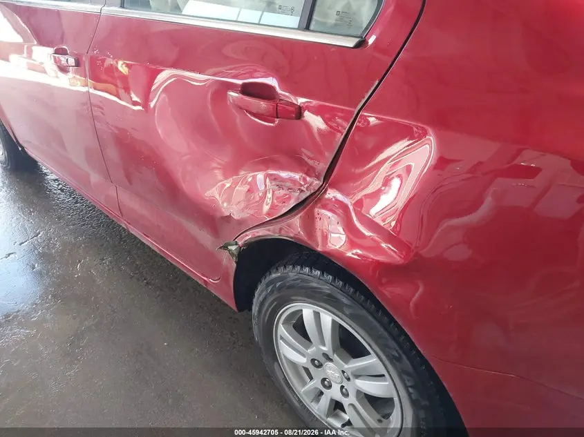 2016 CHEVROLET SONIC LT AUTO