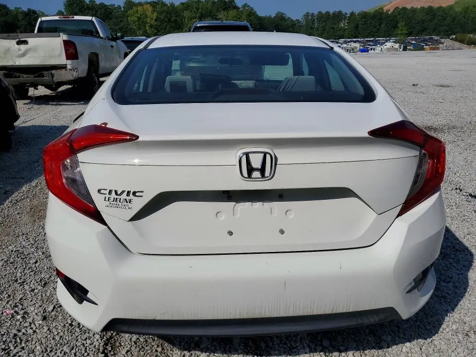 2018 HONDA CIVIC LX  