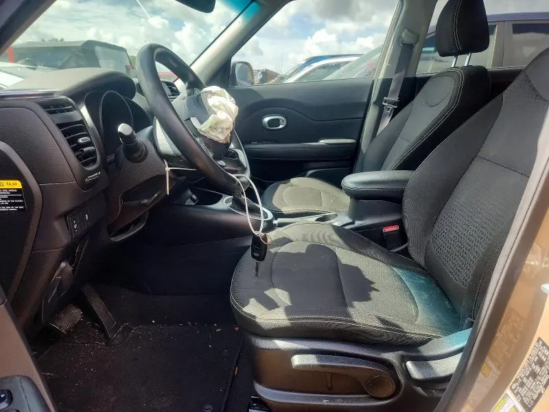 2014 KIA SOUL +  