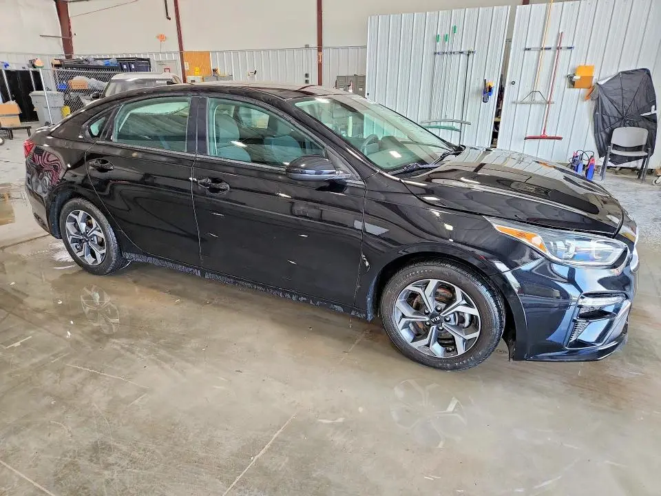 2019 KIA FORTE LXS  