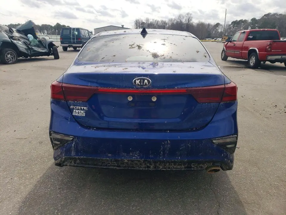 2019 KIA FORTE FE  