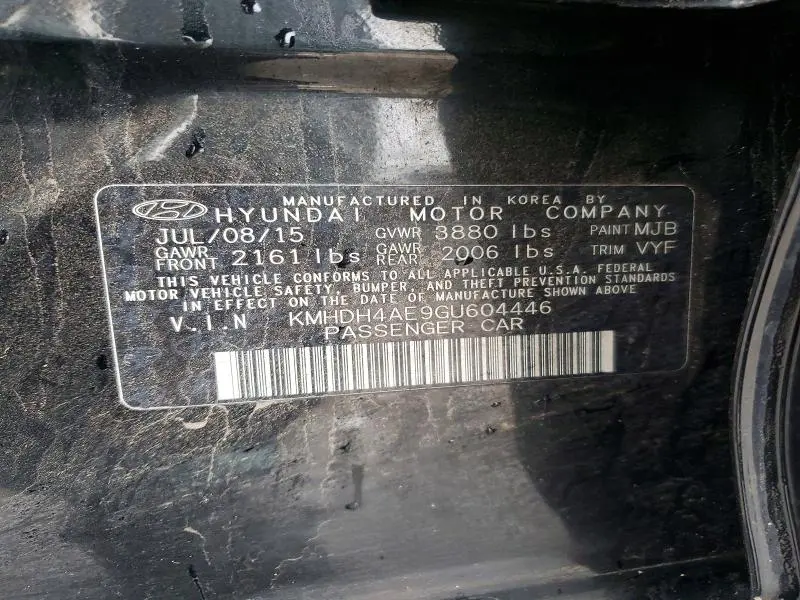 2016 HYUNDAI ELANTRA SE  